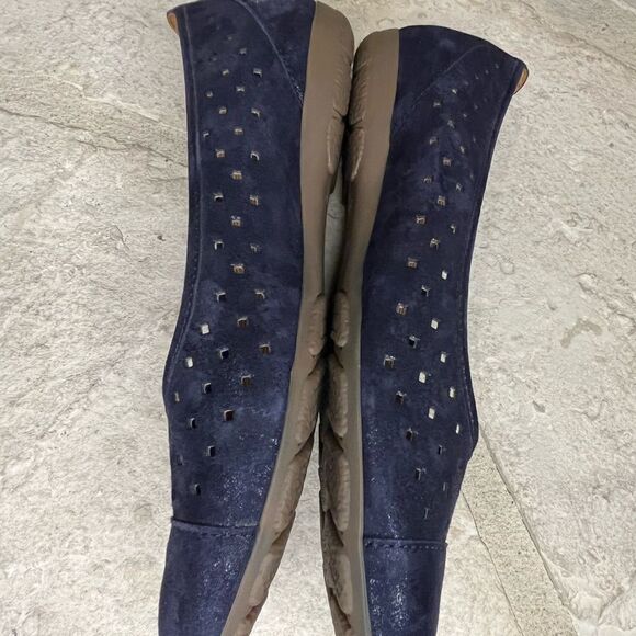 Gabor Hovercraft Navy Blue shimmer Perforated Ballet Cap toe flats US 7 - Picture 5 of 6